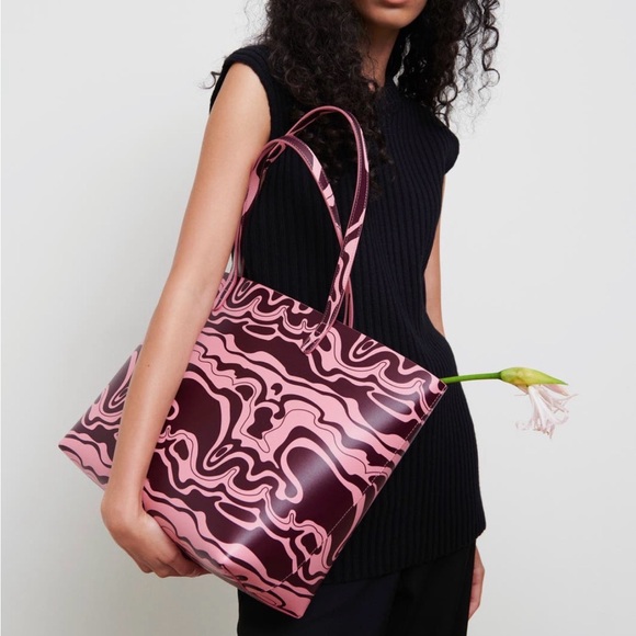 Authentic MANSUR GAVRIEL Leather Patterned Tote with large zip top wristlet - Picture 2 of 16